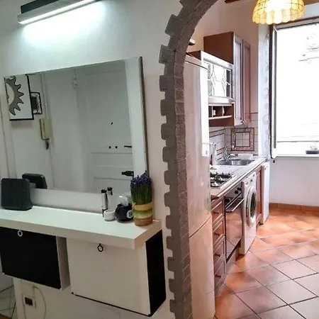 Testaccio Comodo Lägenhet